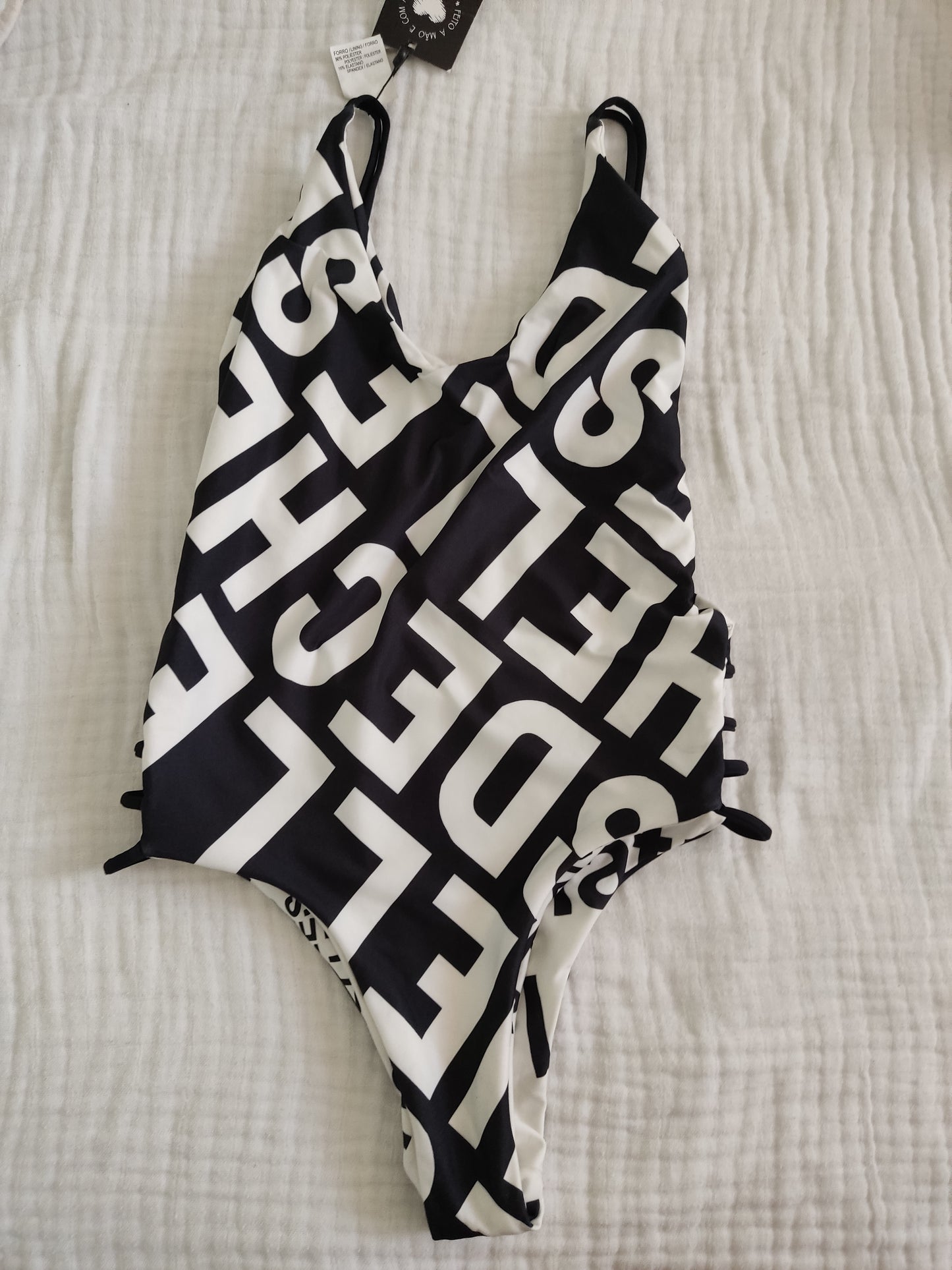 Maiô Sem Bojo Dupla Face -Detalhe na Lateral