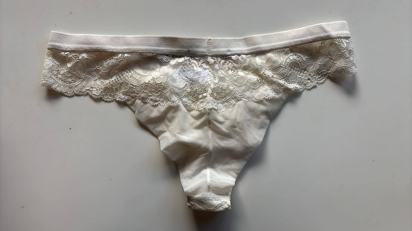 Calcinha Fio Tule e Renda Branco coz elastico