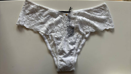 Calcinha Tanga Renda Branca