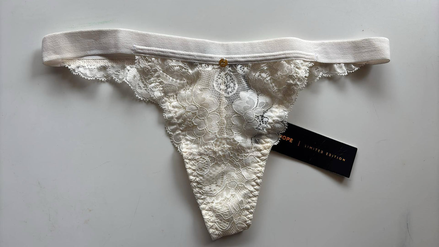 Calcinha Fio Renda string Branco