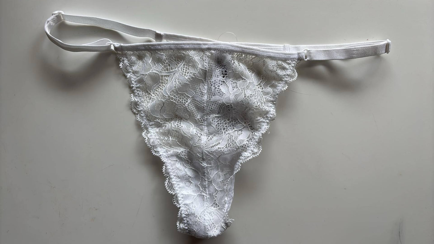 Calcinha Fio String Renda Branco