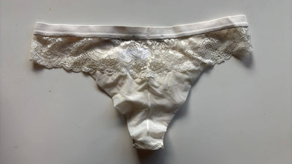 Calcinha Fio Tule e Renda Branco coz elastico