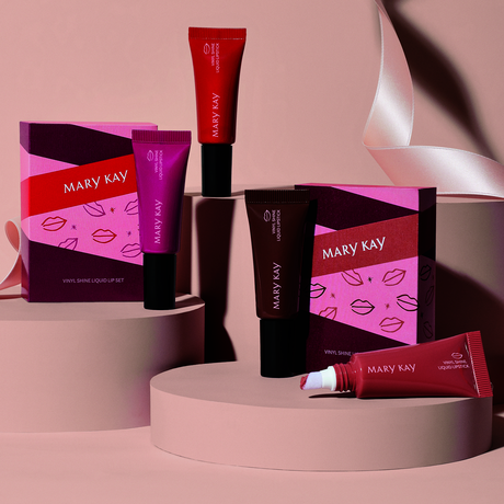 Mary Kay Vinyl Shine Liquid Lip Set